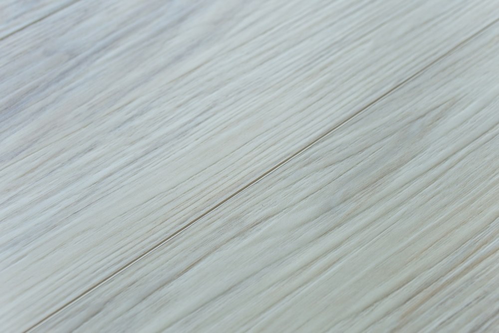 Замковая ПВХ плитка "Art Tile" Клён Жемчужный (1220*152*5 мм) — купить в Новосибирске