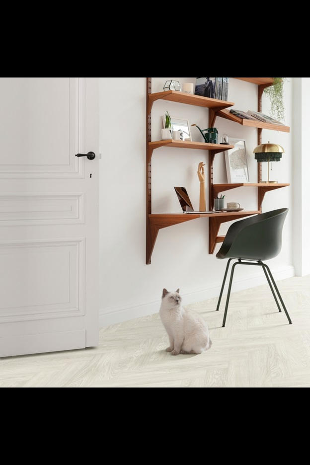 Замковая ПВХ плитка Laurel Oak 51104 (630*126*6 мм) — купить в Новосибирске