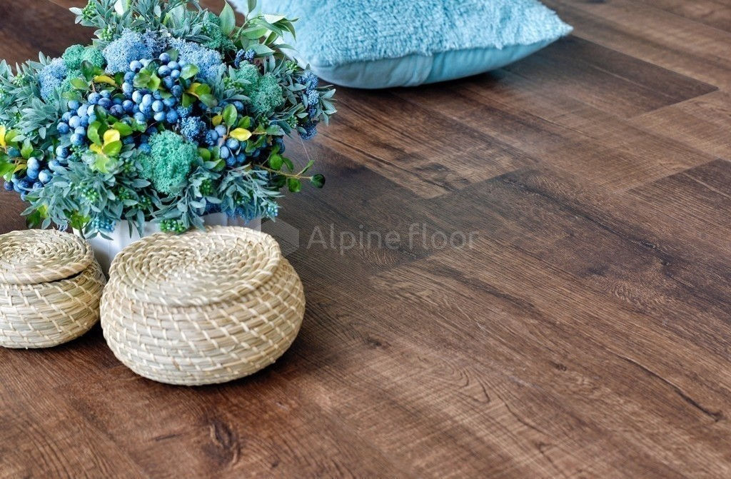 Замковая ПВХ плитка "Alpine Floor" Дуб Мокка Синхронное тиснение  (1220*183*6мм) — купить в Новосибирске