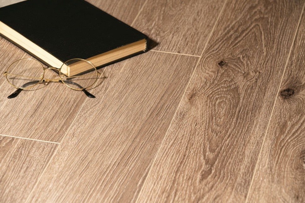 Виниловый ламинат "Bonkeel" Style Дуб Матира (1200*125*4 мм) — купить в Новосибирске