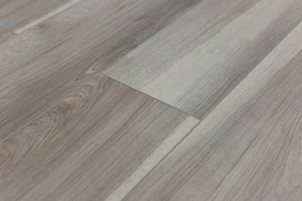 Замковая ПВХ плитка "Art Tile" Тис Юге (1220*152*5 мм) — купить в Новосибирске