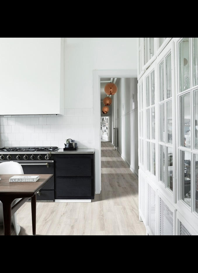 Замковая ПВХ плитка Shelby Oak 113 (1251*189*5 мм) — купить в Новосибирске