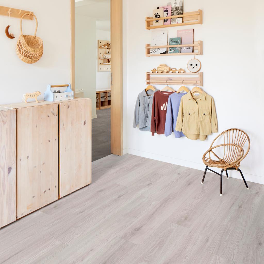 SPC ламинат "Adelar" Eterna Easy 05221 Chapman Oak (1220*181*5 мм) — купить в Новосибирске