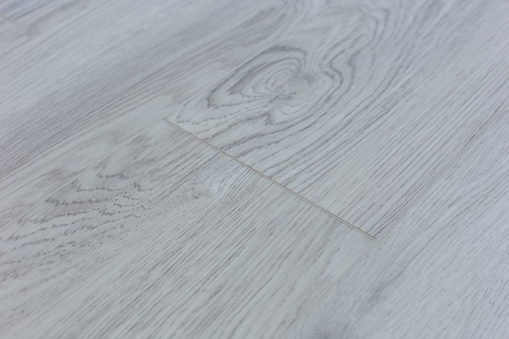 Замковая ПВХ плитка "Art Tile" Ясень Эдмонтон (1220*152*5 мм) — купить в Новосибирске