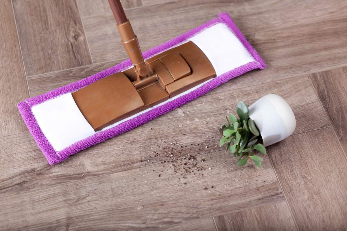 Замковая ПВХ плитка "Aberhof" Carmelita 1862 (615*123*5 мм) — купить в Новосибирске