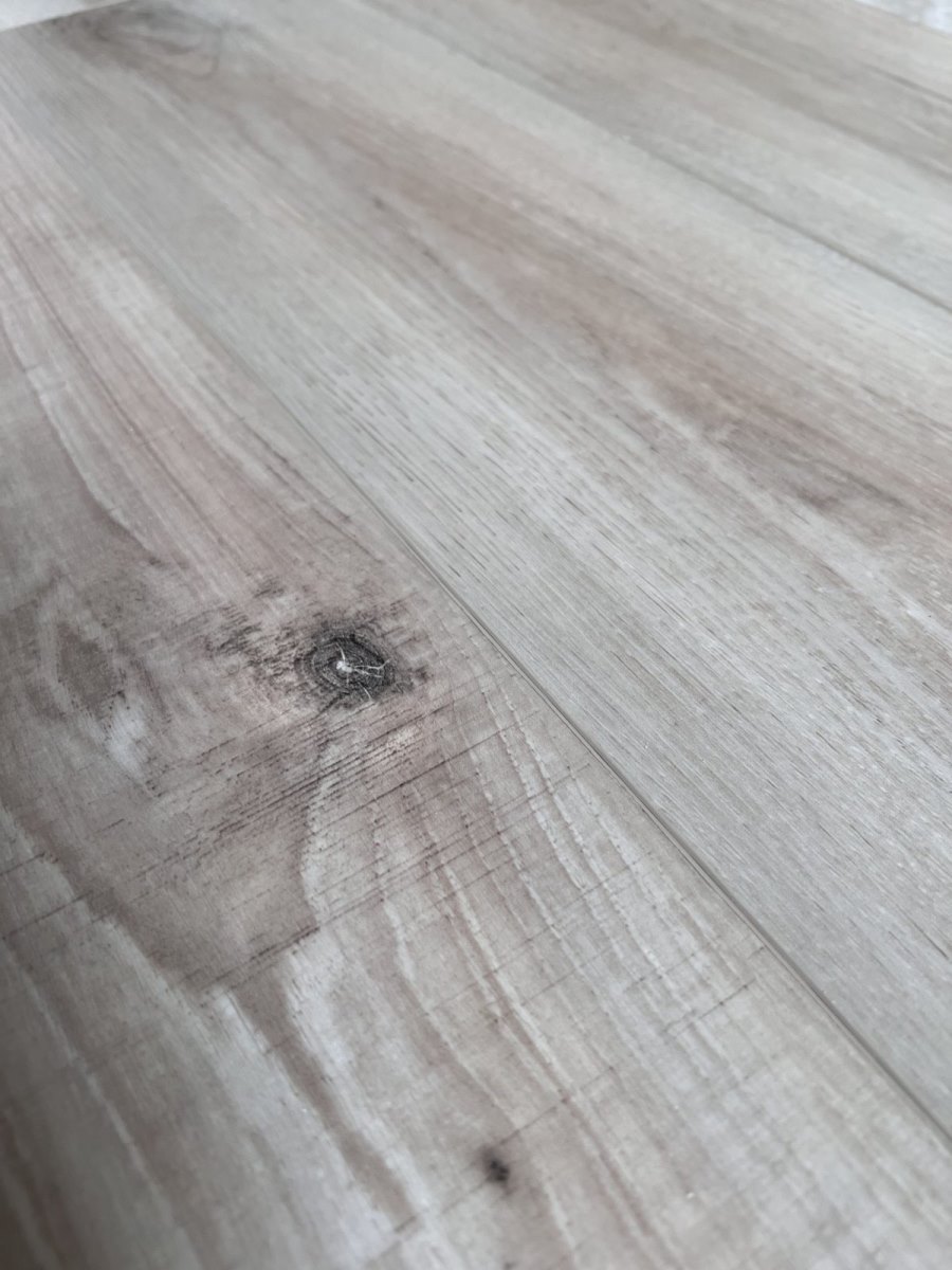 SPC ламинат "OneFloor" ЕСО 5021 (4V фаска) (1220*184*4 мм) — купить в Новосибирске