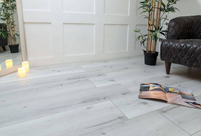 Замковая ПВХ плитка "Aquafloor" AF8006XL (1524*228*8 мм) — купить в Новосибирске