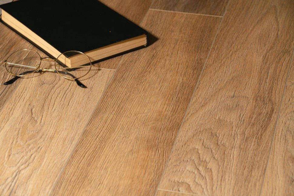 Виниловый ламинат "Bonkeel" Style Дуб Бонди (1200*125*4 мм) — купить в Новосибирске