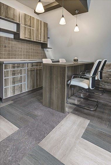 Плитка ПВХ "Tarkett" New Age Serenity (914,4*101,6*2,1 мм) — купить в Новосибирске