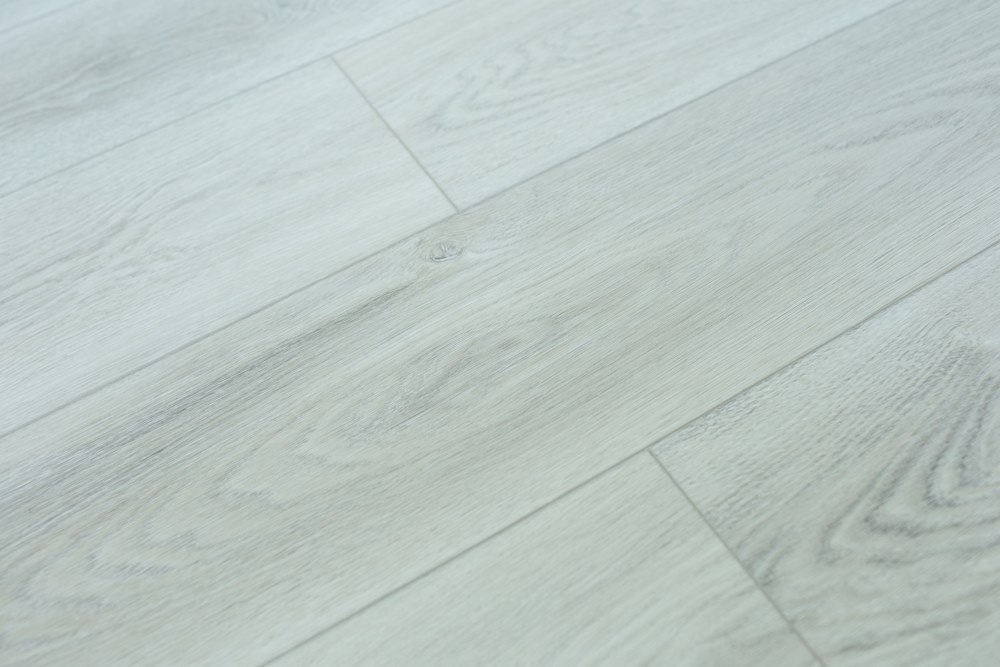 Замковая ПВХ плитка "Art Tile" Дуб Ланкастер (1200*183*6 мм) — купить в Новосибирске