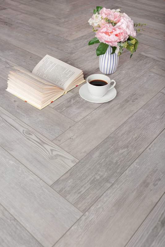 Замковая ПВХ плитка "Aberhof" Carmelita 1687 (615*123*5 мм) — купить в Новосибирске